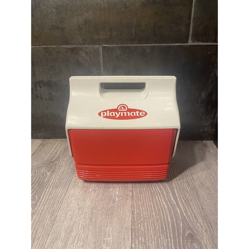 Vintage Igloo Playmate 4 Quarts 6 cans Lunchbox Small Mini Red Cooler VERY CLEAN